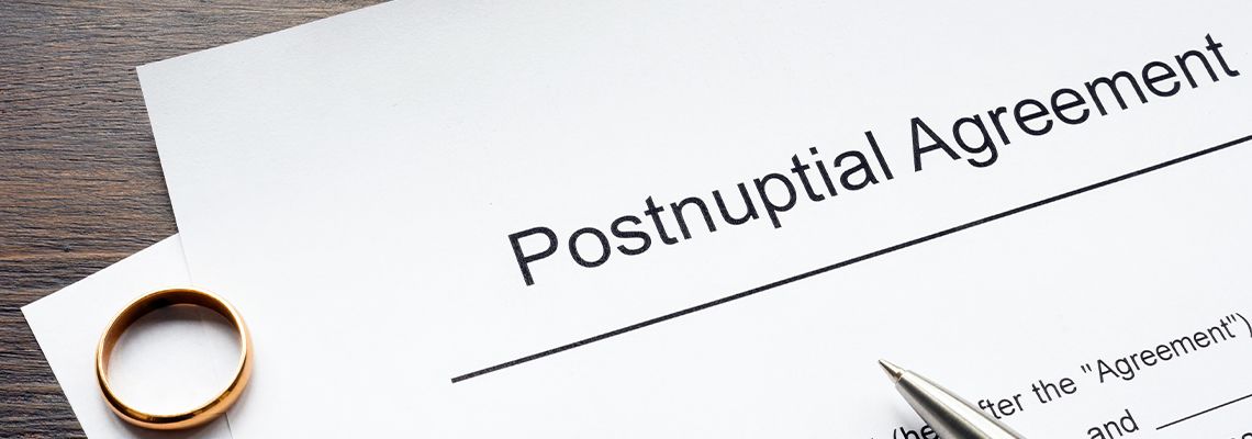 Postnuptial agreement form and golden ring